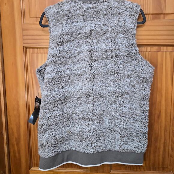 NWT New York Giants NFL Sherpa Fleece Vest Oatmeal Cream Size XLARGE - Picture 2 of 6